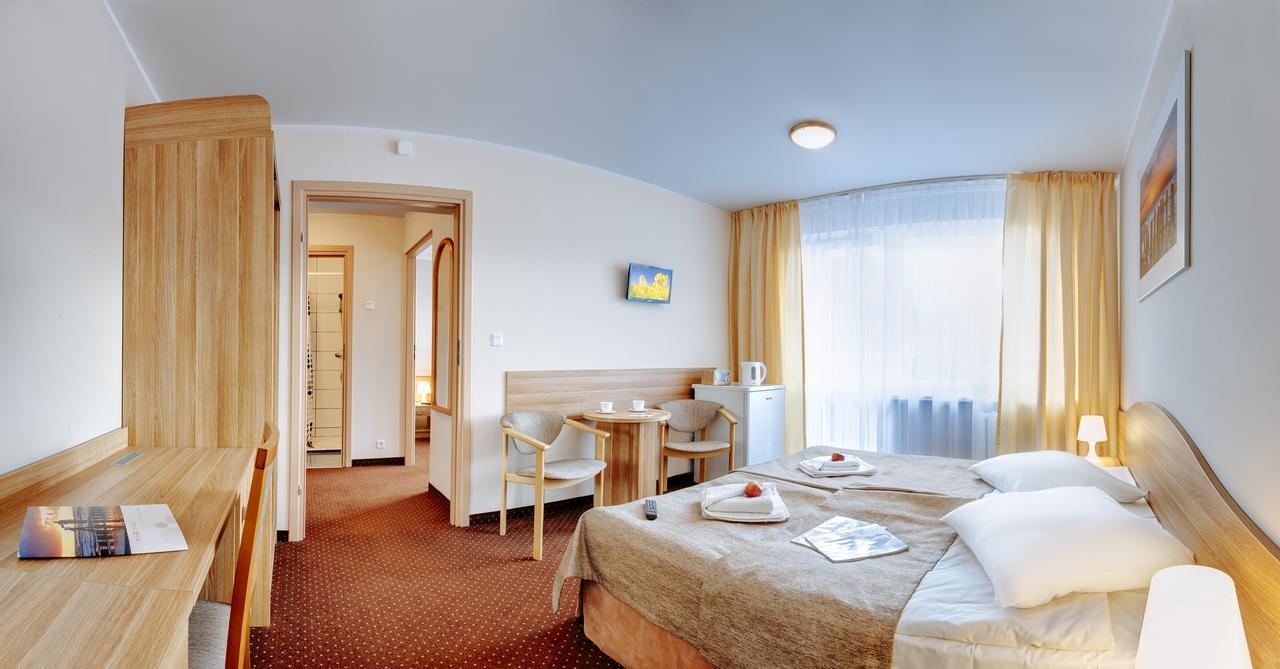 Hotel Osrodek Wypoczynkowy Varsowia Międzywodzie Exterior foto