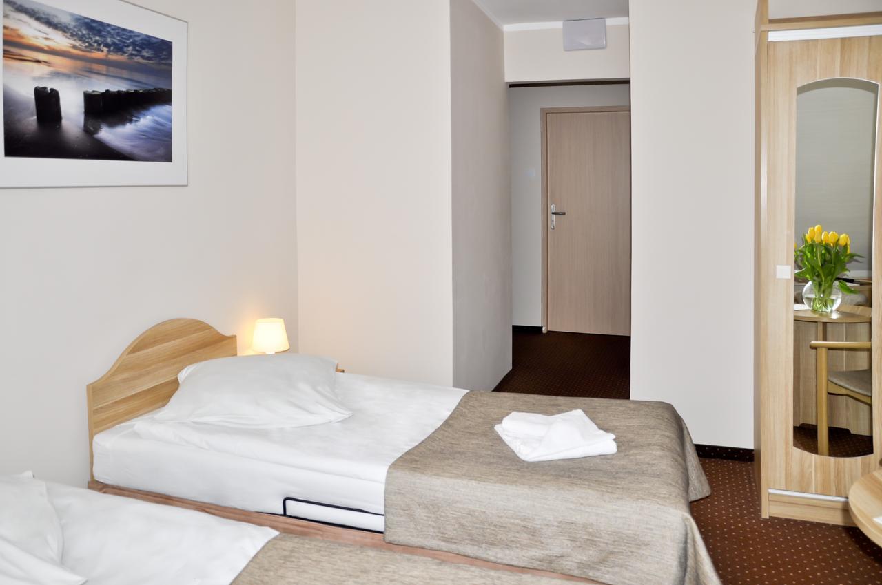 Hotel Osrodek Wypoczynkowy Varsowia Międzywodzie Exterior foto